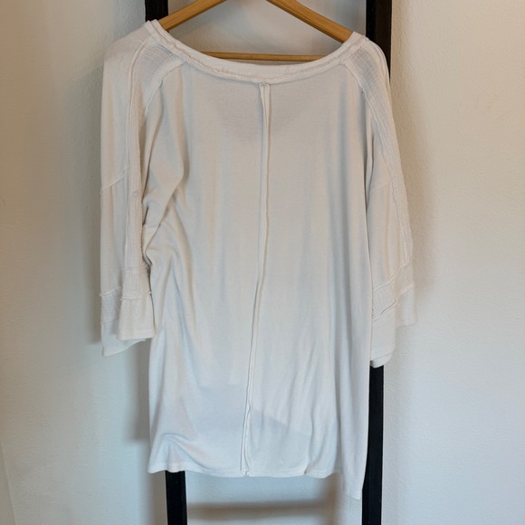 POL White Gauze V Neck Pocket Top Flowy Hi Low Hem Boho Blouse Small - Picture 2 of 4